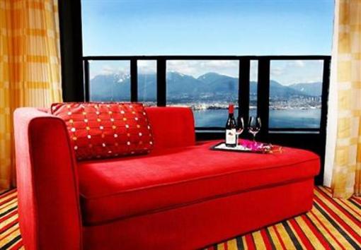 фото отеля Renaissance Vancouver Harbourside Hotel
