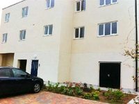Ur Stay - Sutton Apartments