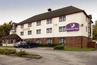 фото отеля Premier Inn Two Mills Wirral