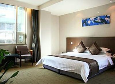 фото отеля Joy Qinjin Hotel