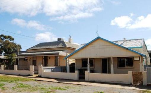 фото отеля Cobalt Cottages Broken Hill