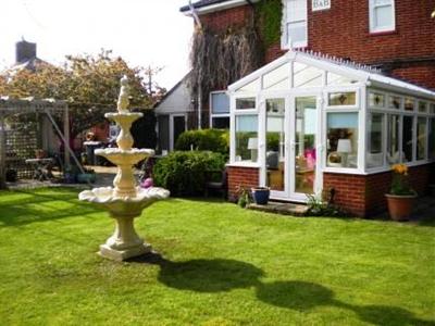 фото отеля Field End Guest House