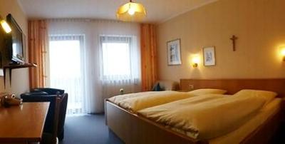 фото отеля Zum Bartl Gasthof Metzgerei