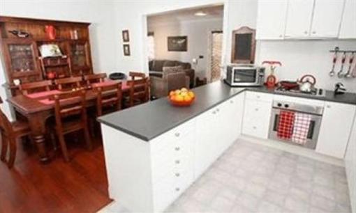 фото отеля Emaroo Magnolia Cottage Mildura