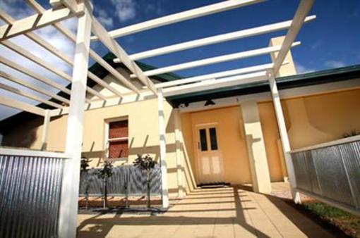 фото отеля Emaroo Magnolia Cottage Mildura