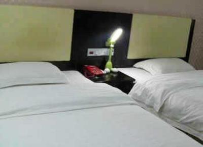 фото отеля Xiamen Penguin Hotel Xinjiayuen