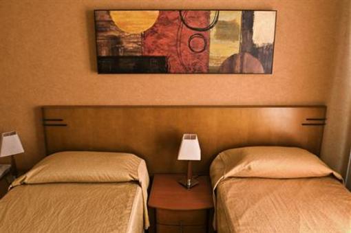 фото отеля Hostal Villa de Ajalvir