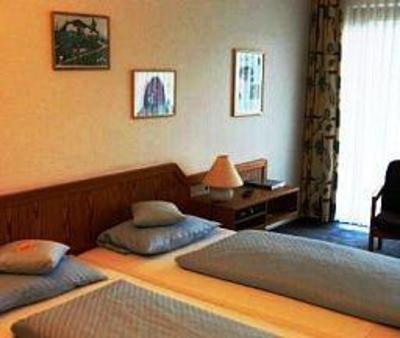 фото отеля Schweizer Hotel an der Glatt