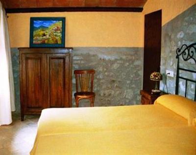фото отеля Masia Can Pei Farmhouse Montagut i Oix