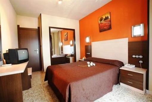 фото отеля Hotel La Nava Iznalloz