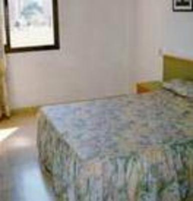 фото отеля Apartamentos Gemelos 11