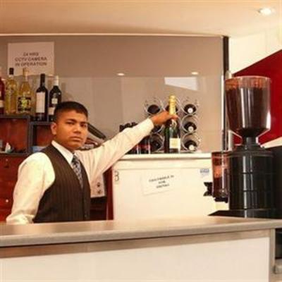 фото отеля De Salis Hotel Elsenham
