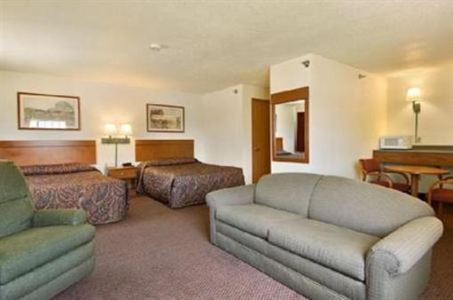 фото отеля Wamego Inn & Suites