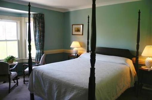 фото отеля Boscawen Inn