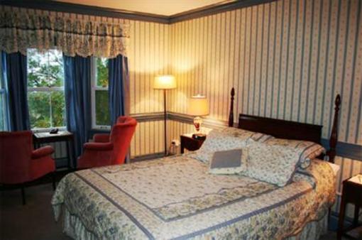 фото отеля Boscawen Inn