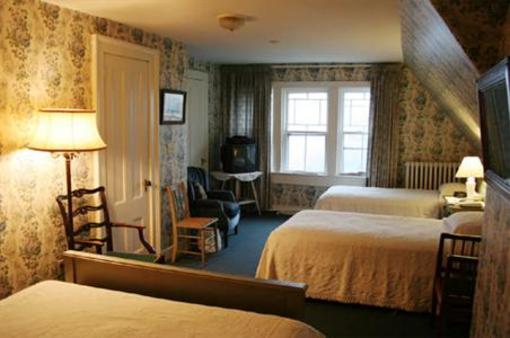 фото отеля Boscawen Inn