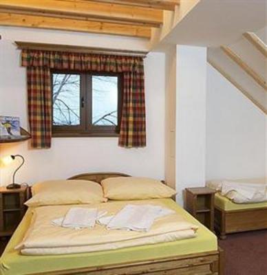 фото отеля Happy House Apartments