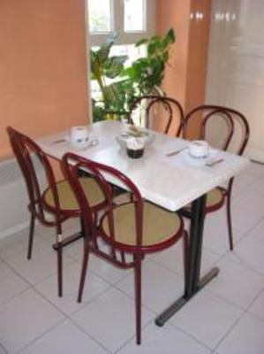фото отеля Hotel Plaisance Saint-Maximin-la-Sainte-Baume
