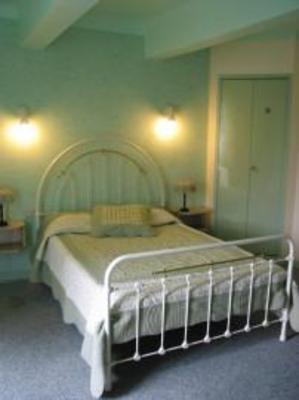 фото отеля Hotel Plaisance Saint-Maximin-la-Sainte-Baume