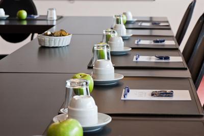 фото отеля Van Der Valk Hotel Tiel