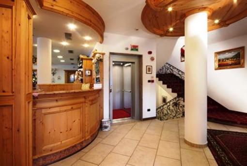 фото отеля Hotel Garni Laura