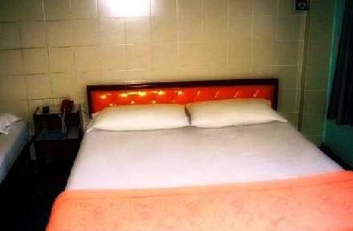 фото отеля Suksawad Hotel