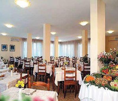 фото отеля Hotel Aurora Eraclea