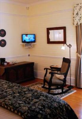 фото отеля Mountain Rose Inn