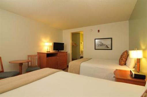 фото отеля Crosswinds Motel