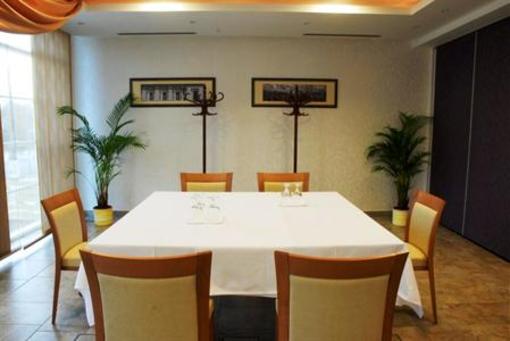 фото отеля City Hotel Miskolc