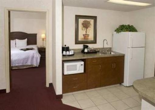 фото отеля Hampton Inn & Suites Springfield