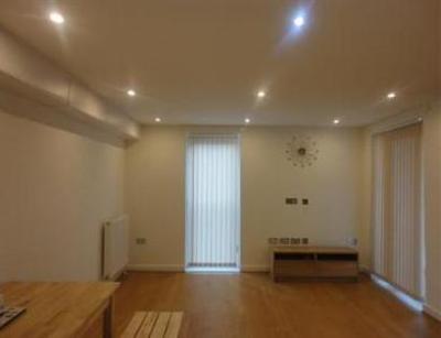 фото отеля Toms Inn 4 Oldham House