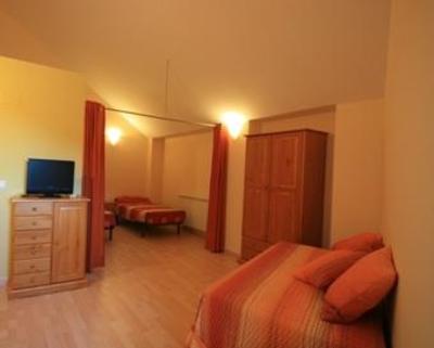 фото отеля Apartamentos Turisticos de Isin