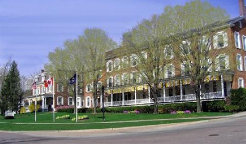 фото отеля Middlebury Inn