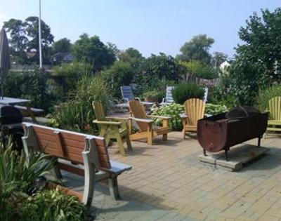 фото отеля Riverfront Villa