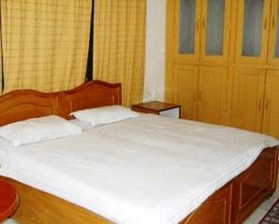 фото отеля Corporate Inn Banjara Hills Guest House