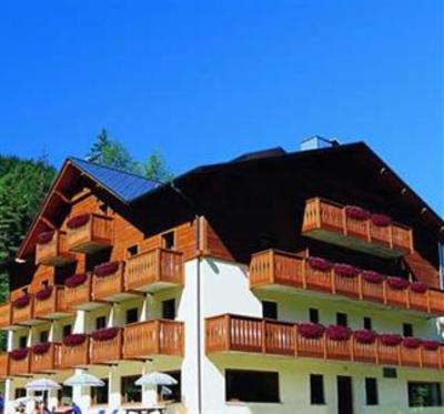 фото отеля Hotel Cevedale Santa Caterina Valfurva