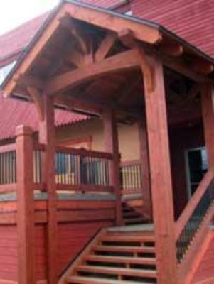фото отеля The Raging Elk Adventure Lodge