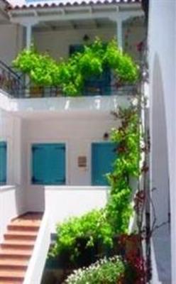 фото отеля Odyssey Suites