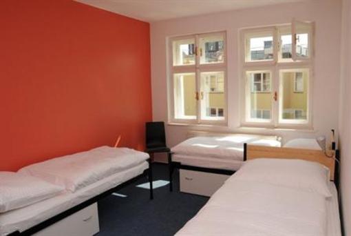 фото отеля Hostel Miles