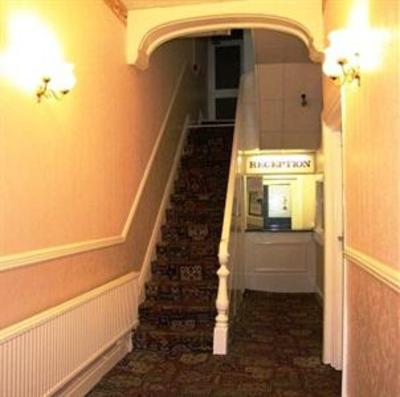 фото отеля North Parade Guest House