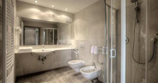 фото отеля Hotel La Tambra