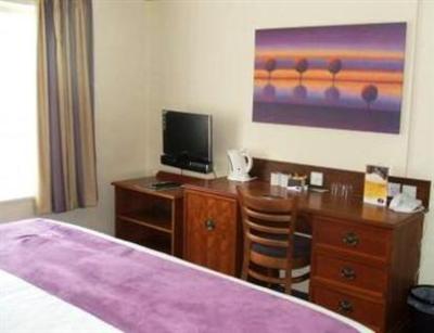 фото отеля Premier Inn Haydock Park Wigan