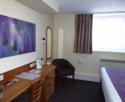 фото отеля Premier Inn Haydock Park Wigan
