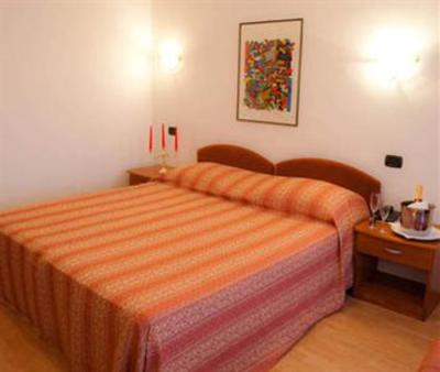 фото отеля Hotel Makin