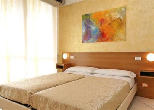 фото отеля Blue Lake Residence Bardolino