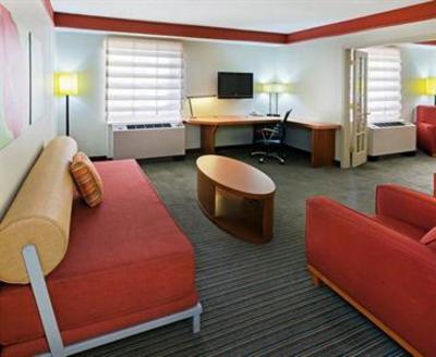 фото отеля La Quinta Inn and Suites Downtown New Orleans