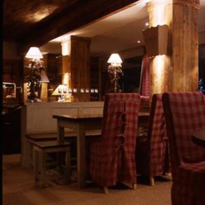 фото отеля Hotel Au Chamois d'Or Huez