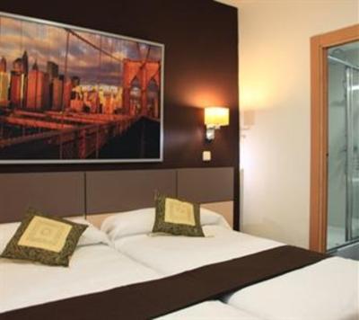 фото отеля Hostal Falfes