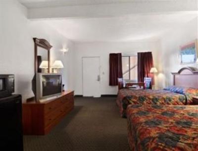 фото отеля Travelodge Inn & Suites Sierra Vista